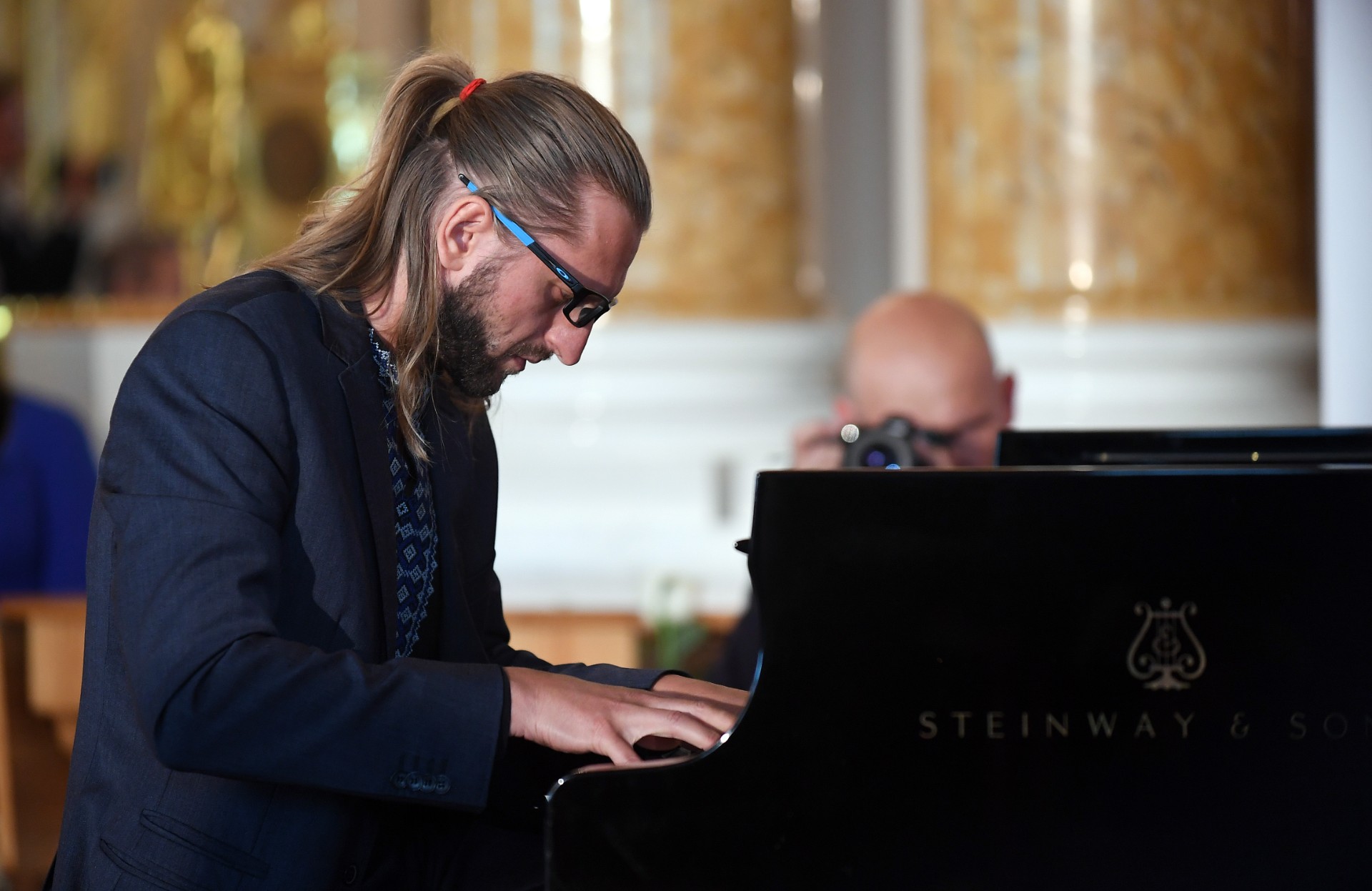 Zafoliowany Leszek Możdżer, czyli dlaczego musimy skończyć z teoriami spiskowymi w przestrzeni publicznej